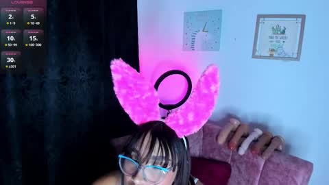 lanasin_ online show from January 17, 3:47 am