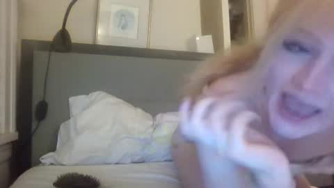 lanemary online show from May 21, 3:59 am