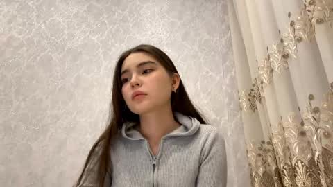 Alice online show from April 30, 8:57 pm