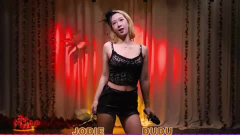 lankwaifong_cindy online show from April 17, 2:46 am