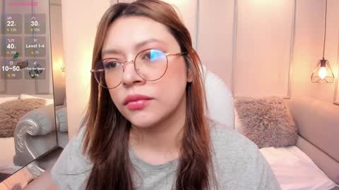 Lanna online show from December 5, 11:49 am