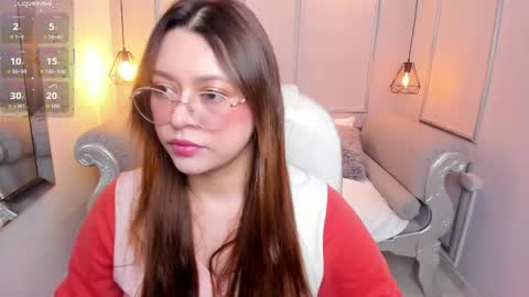 Lanna online show from October 2, 11:59 am