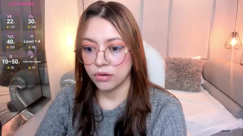 Lanna online show from December 18, 11:34 am