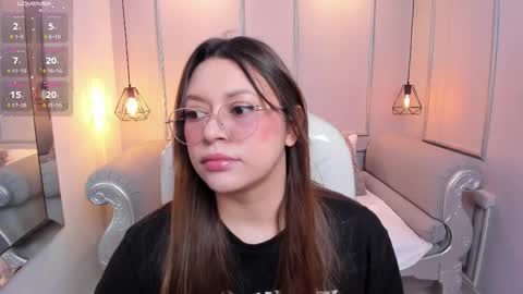 Lanna online show from October 1, 11:59 am