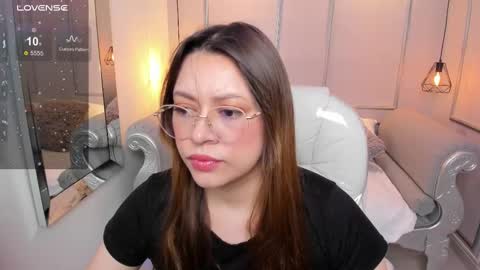 Lanna online show from September 22, 11:41 am