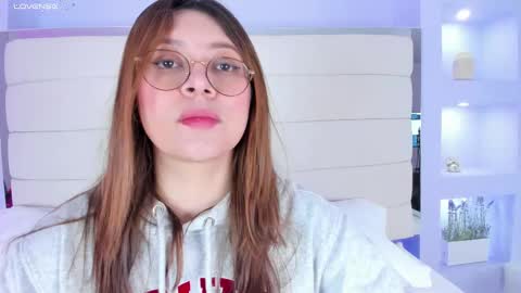 Lanna online show from March 3, 11:47 am