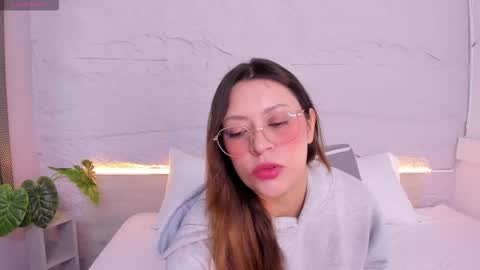 Lanna online show from February 23, 11:53 am