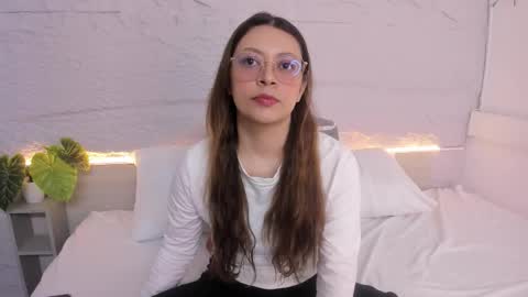 Lanna online show from March 20, 12:10 pm