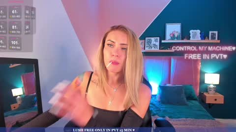 Lara online show from February 5, 10:22 pm