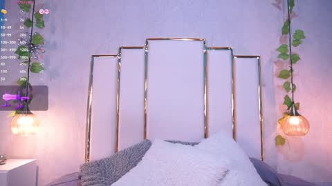 Snapshot of lara_giraldo chatting on January 11, 4:38 am Hello Guys I am Lara Giraldo WELCOME To my room online show from January 11, 4:38 am