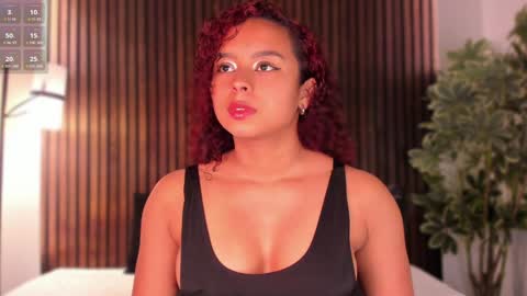 Lara  online show from January 8, 3:40 am