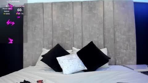 Lara online show from March 17, 7:18 pm