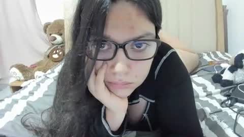 Snapshot of laracamille chatting on February 12, 12:58 am lara online show from February 12, 12:58 am