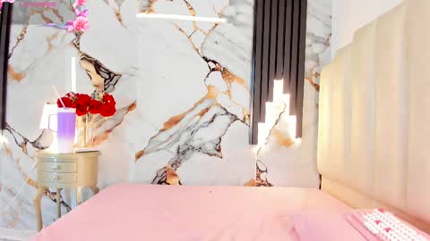 Lara  online show from October 1, 8:14 pm