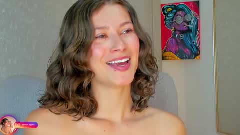 Snapshot of laralane_ chatting on October 20, 1:25 pm Lara  online show from October 20, 1:25 pm