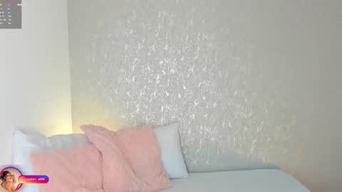 Snapshot of laralane_ chatting on September 17, 1:42 pm Lara  online show from September 17, 1:42 pm