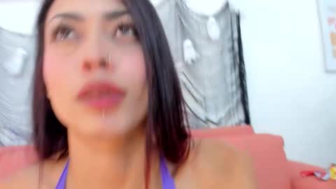 Snapshot of laramurphy chatting on October 21, 2:59 am Lara Murphy online show from October 21, 2:59 am