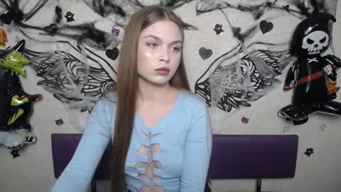 LaraPika online show from November 14, 7:03 pm