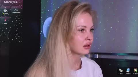 Snapshot of larine_morgan chatting on February 23, 3:50 am LarineGMT7  UTC6  online show from February 23, 3:50 am