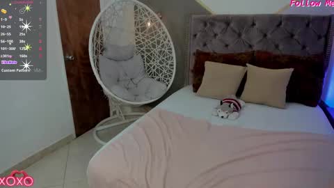 laris_park online show from December 11, 4:39 am