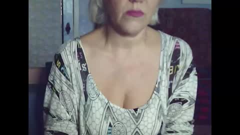larisaq4ugo24 online show from February 7, 7:29 am