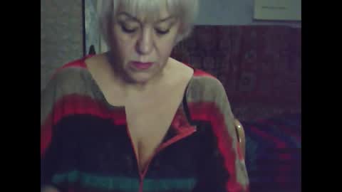 larisaq4ugo24 online show from January 16, 6:06 pm