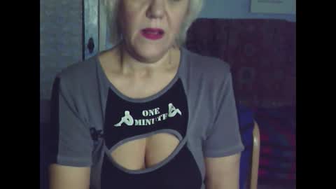 larisaq4ugo24 online show from February 2, 8:13 am
