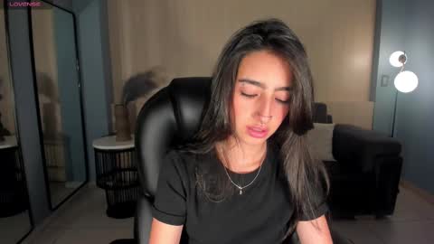 Snapshot of larisasmirnov chatting on September 19, 4:33 am Larisa Smirnov online show from September 19, 4:33 am