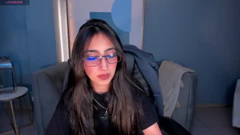 Snapshot of larisasmirnov chatting on October 28, 4:29 am Larisa Smirnov online show from October 28, 4:29 am