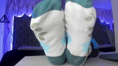  Lari online show from December 13, 4:11 am