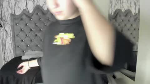  Lari online show from January 4, 2:56 am