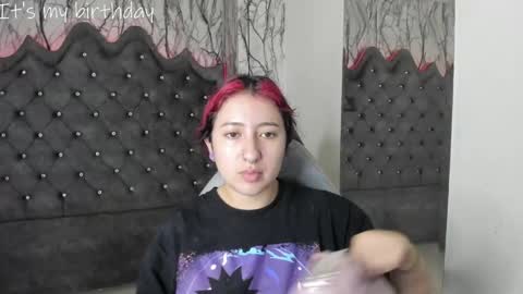  Lari online show from January 27, 2:42 am