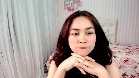 Snapshot of larissalove_doll chatting on March 12, 2:56 pm Larissas online show from March 12, 2:56 pm