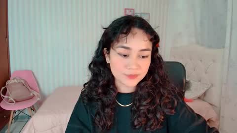 Snapshot of larissalove_doll chatting on September 8, 8:52 pm Larissas online show from September 8, 8:52 pm