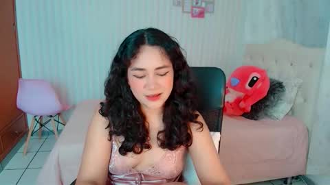 Snapshot of larissalove_doll chatting on September 15, 11:56 pm Larissas online show from September 15, 11:56 pm