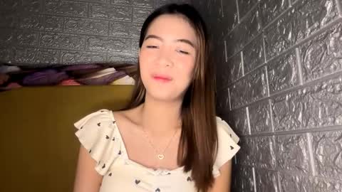 Lary online show from March 18, 5:12 am