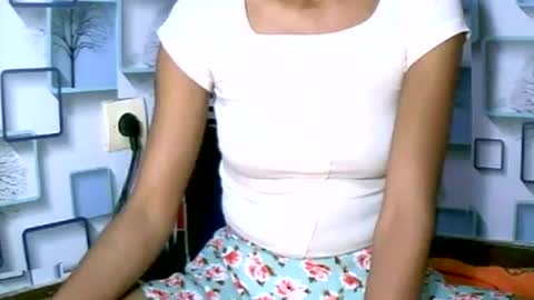 Snapshot of larra27 chatting on October 7, 9:41 pm Malala online show from October 7, 9:41 pm