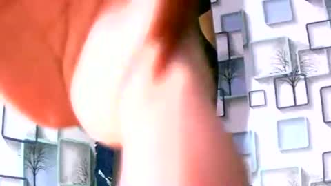 Snapshot of larra27 chatting on October 1, 10:48 pm Malala online show from October 1, 10:48 pm