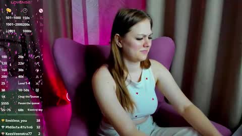 Leslie GTM2 Mon Tue Sat  0300am-1000am Thu and Sun 0900am-1600pm. online show from November 22, 12:46 am