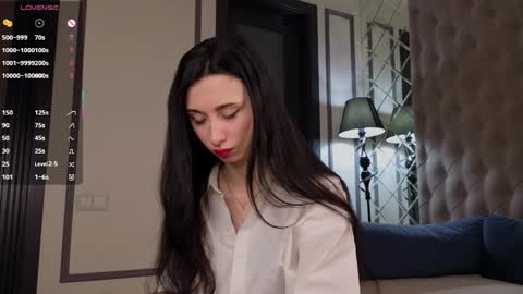 Olivia online show from February 24, 11:09 am