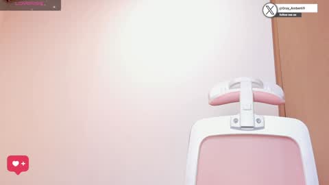 Snapshot of latikamarala_ chatting on February 7, 2:40 am Lorena online show from February 7, 2:40 am