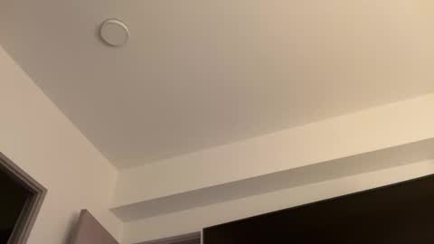 Hi -  online show from November 22, 6:27 am