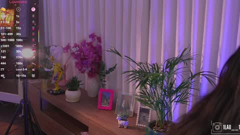 IG 1lau  1 X 1lau  1 online show from November 8, 3:11 am