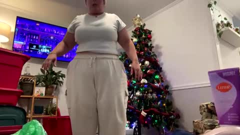 LauLauMa online show from January 5, 9:03 pm
