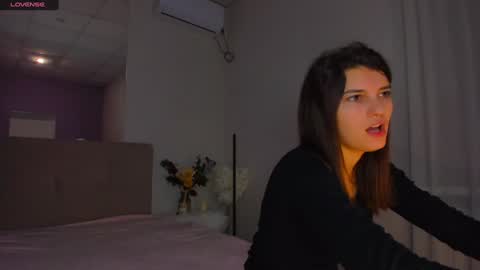 Laura online show from December 22, 6:28 am