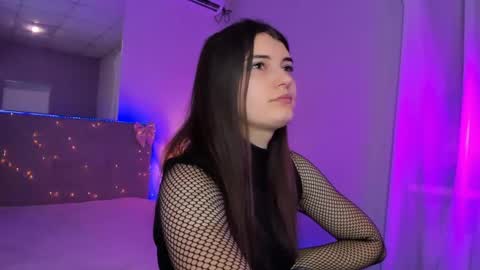 Laura online show from April 1, 5:08 am