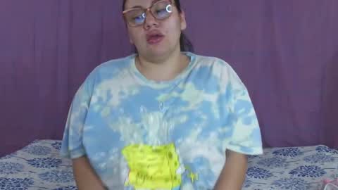 Laura online show from December 23, 3:44 pm