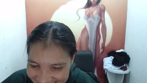 Snapshot of laura_hotyy chatting on September 20, 7:01 pm Laura online show from September 20, 7:01 pm