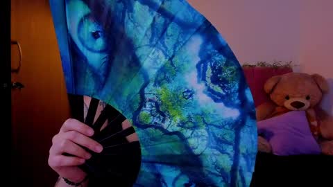 Laura Rose online show from April 5, 2:43 am