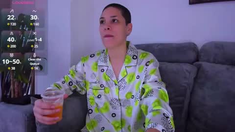 Laura Rose online show from January 11, 6:23 pm